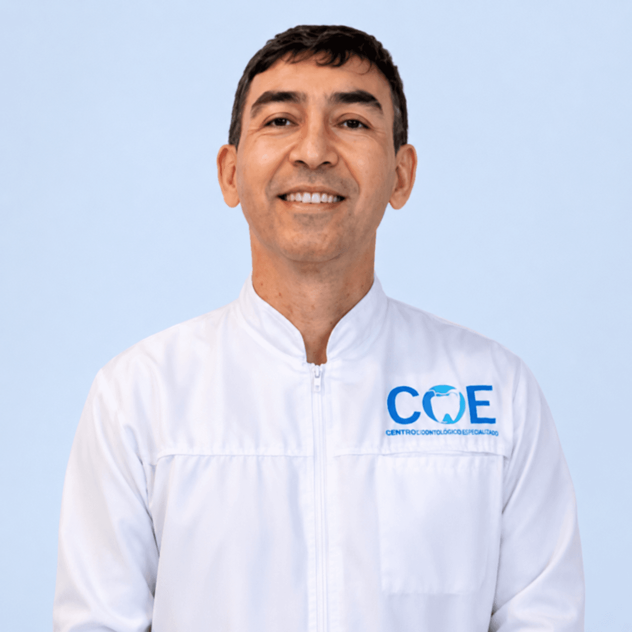 Dr. Carlos Mario Castrillón, director clínico de COE